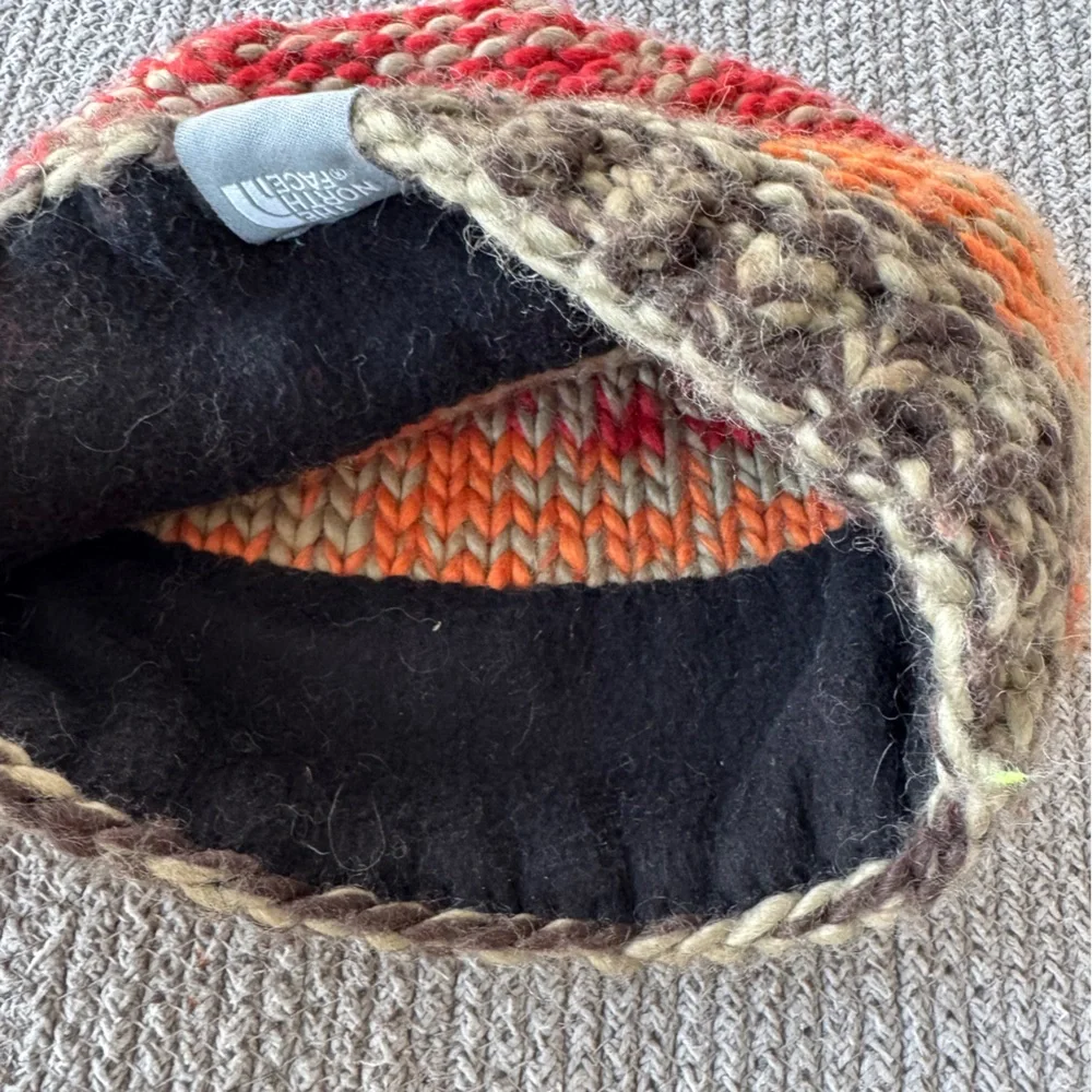 The North Face Red Orange Stripe Beanie Knit Hat Fleece Lining